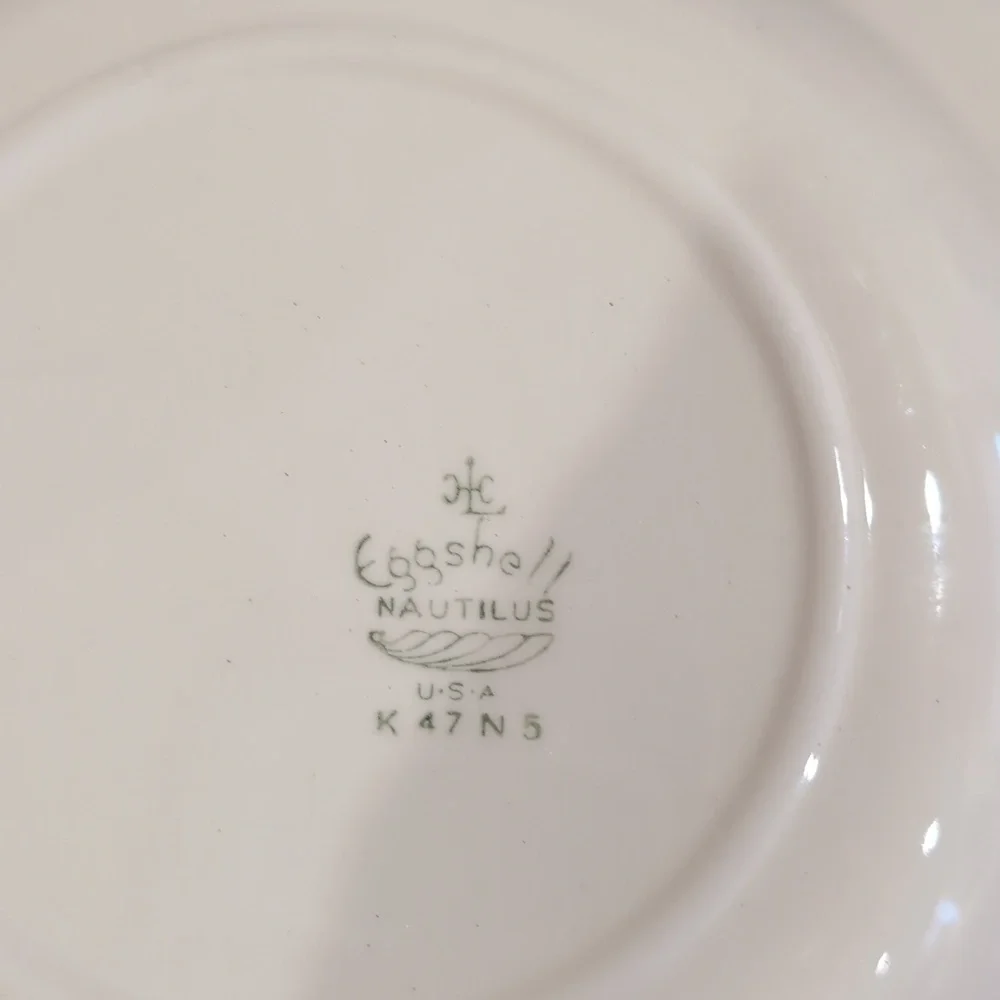 4 Vintage Homer Laughlin Eggshell Nautilus Ferndale China Rimmed Soup Bowl 8.25